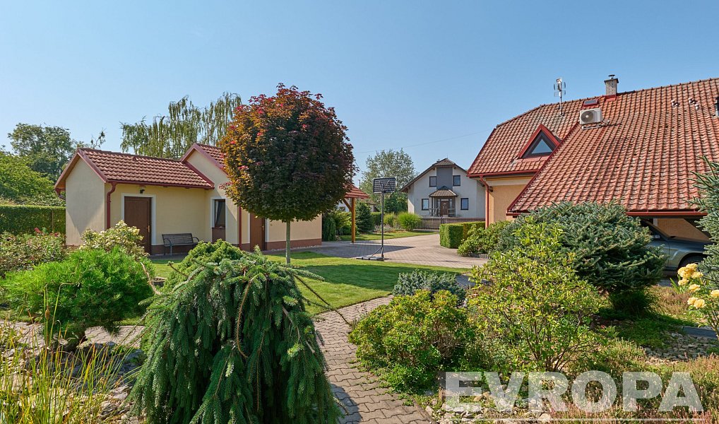 Prodej domu 155 m² s pozemkem 1 058 m², Roudnice – náhled fotky 20