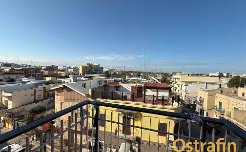 Prodej bytu 3+kk 109 m², Bari, Itálie