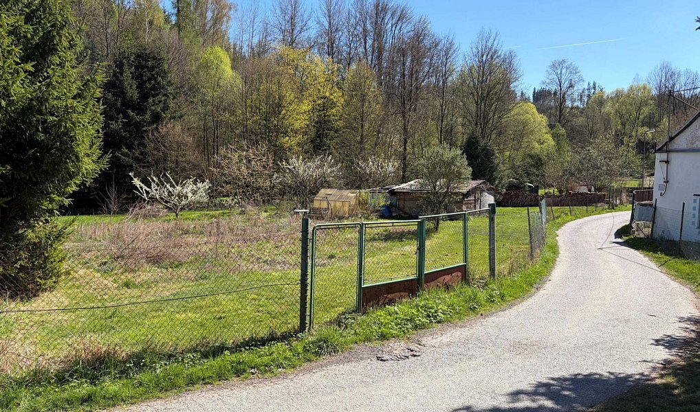 Prodej stavebního pozemku 1 320 m², Pacov – náhled fotky 2