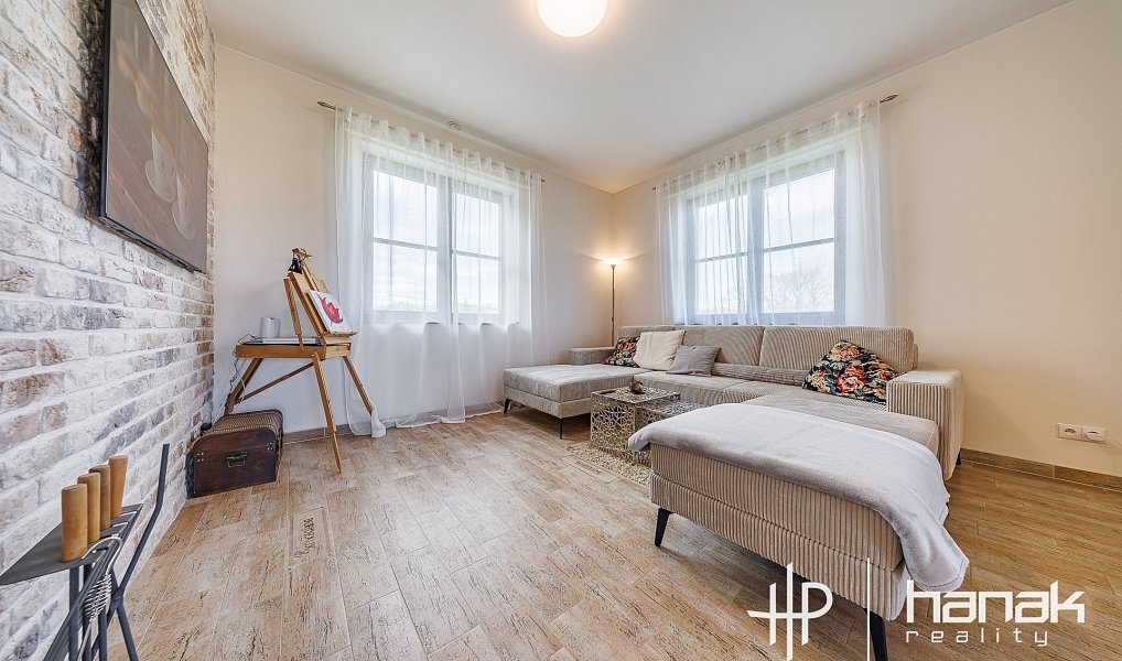 Prodej domu 170 m² s pozemkem 1 384 m², Oborná – náhled fotky 4