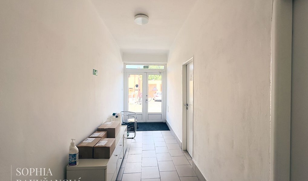 Prodej komerčního objektu (jiného typu) 700 m², Ostrava – náhled fotky 13