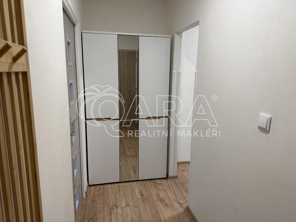 Pronájem bytu 1+1 38 m² – fotografie 3
