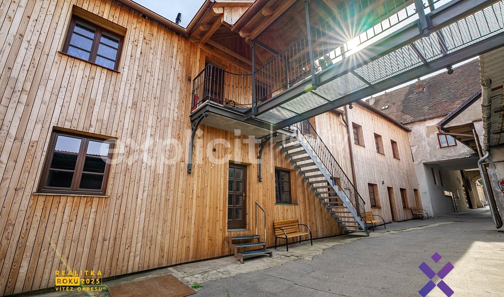 Prodej domu 1 025 m² s pozemkem 4 452 m², Jemnice – náhled fotky 53