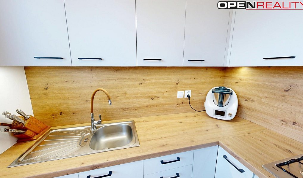 Prodej bytu 2+1 56 m², Hodonín – náhled fotky 3
