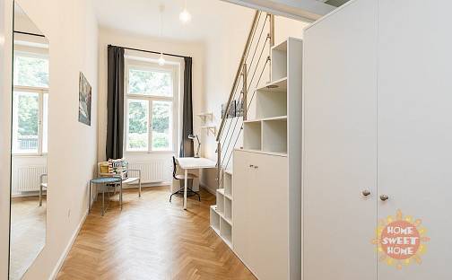 Pronájem pokoje 14 m², náměstí Kinských, Praha 5 - Malá Strana