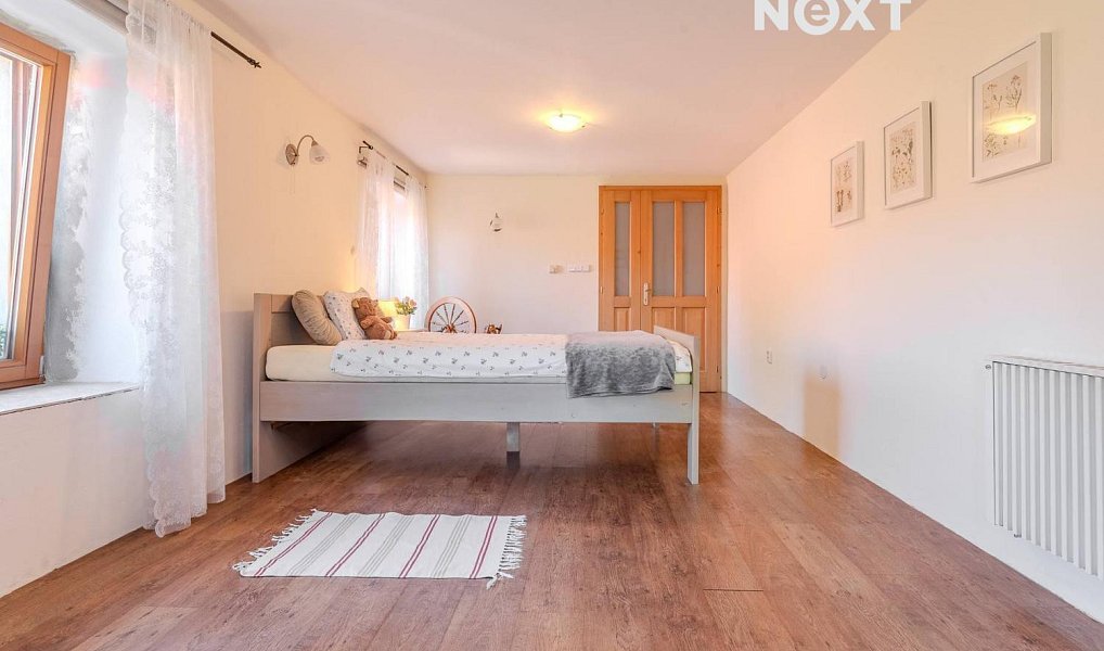 Prodej domu 335 m² s pozemkem 1 532 m², Lhenice – náhled fotky 8