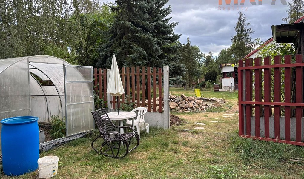 Prodej domu 154 m² s pozemkem 1 916 m², Žiželice – náhled fotky 28