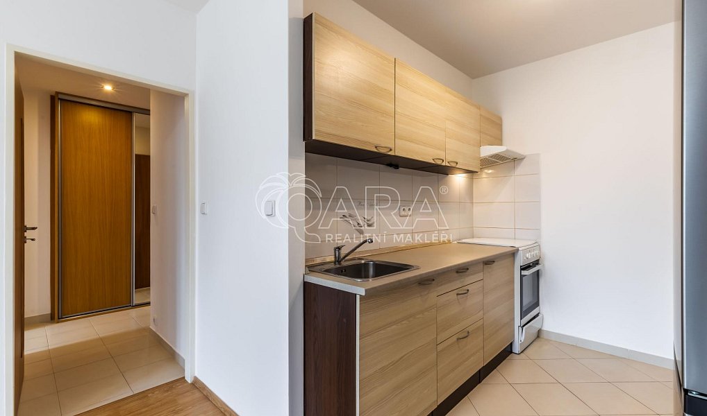Pronájem bytu 2+kk 42 m², Praha – náhled fotky 9