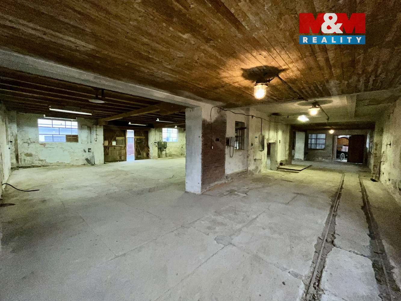 Pronájem skladovacích prostor 305 m² — photo 3