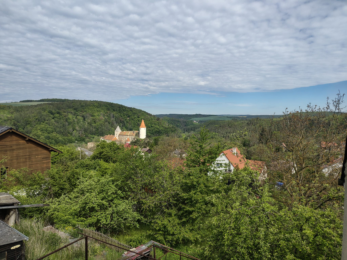 Prodej domu 220 m² s pozemkem 1 940 m² – pohled 5