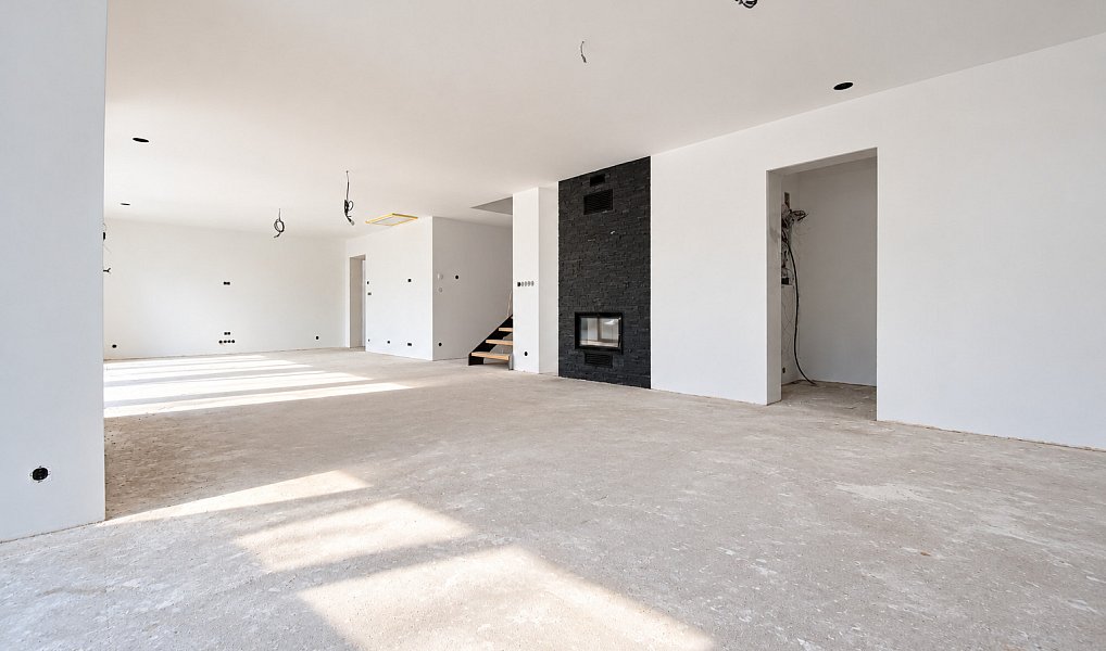 Prodej domu 293 m² s pozemkem 1 631 m², Kamenice – náhled fotky 6