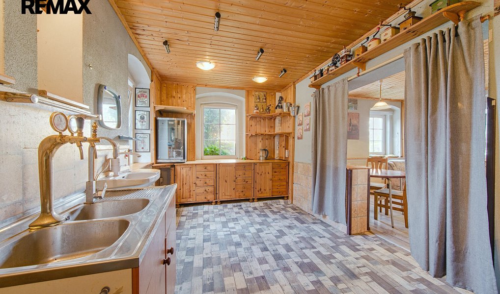 Prodej domu 167 m² s pozemkem 350 m², Aš – náhled fotky 7