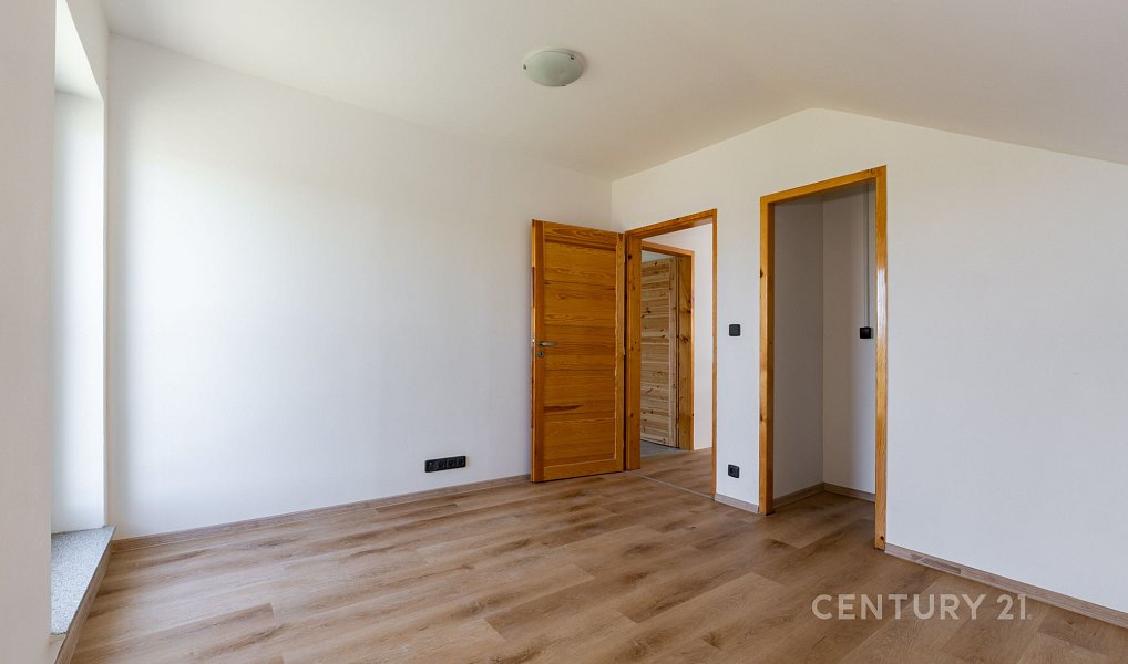 Prodej domu 160 m² s pozemkem 869 m², Milostín – náhled fotky 31