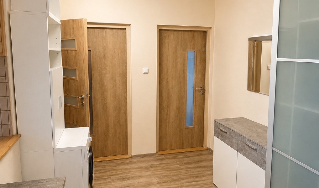 Prodej bytu 2+1 69 m², Karlovy Vary – náhled fotky 3