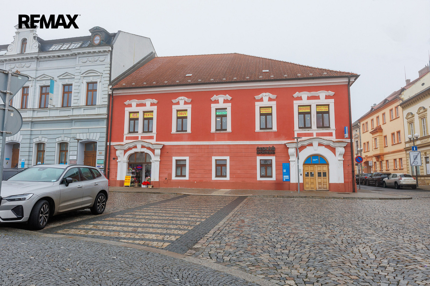 Prodej obchodních prostor 710 m²
