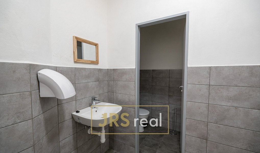 Pronájem obchodních prostor 143 m², Veselí nad Moravou – náhled fotky 9