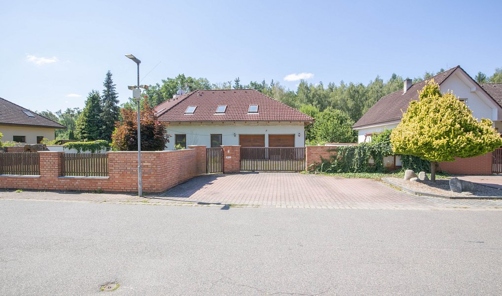 Prodej domu 400 m² s pozemkem 1 764 m², Sezemice – náhled fotky 7