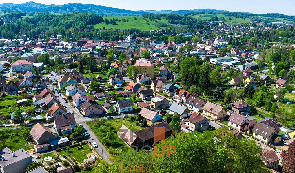 Prodej domu 155 m² s pozemkem 1 806 m², Frýdlant – náhled fotky 9