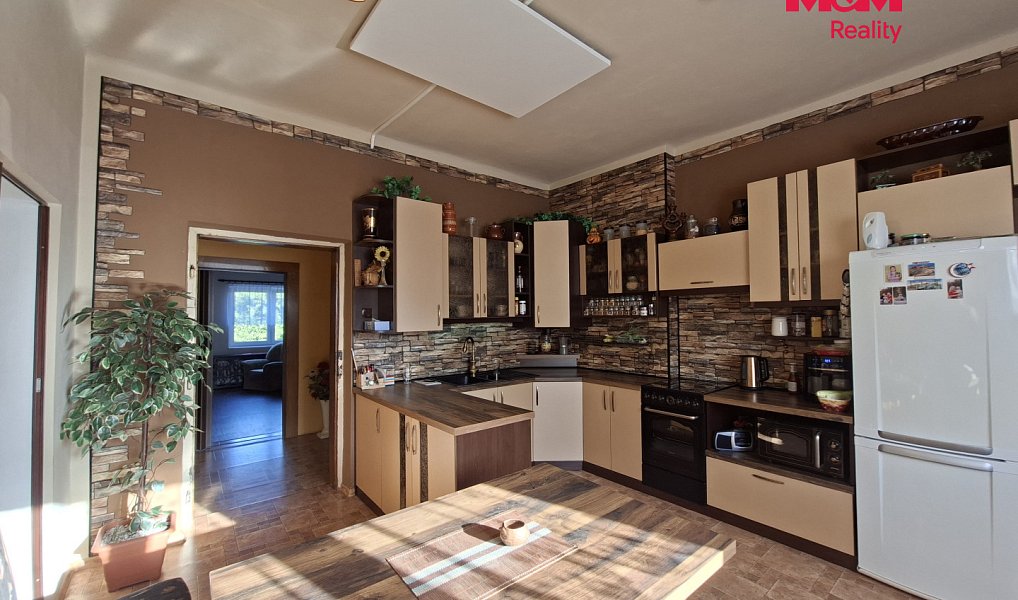 Prodej domu 120 m² s pozemkem 1 648 m², Orlová – náhled fotky 2