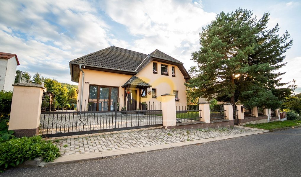 Prodej domu 160 m² s pozemkem 773 m², Řehlovice – náhled fotky 3