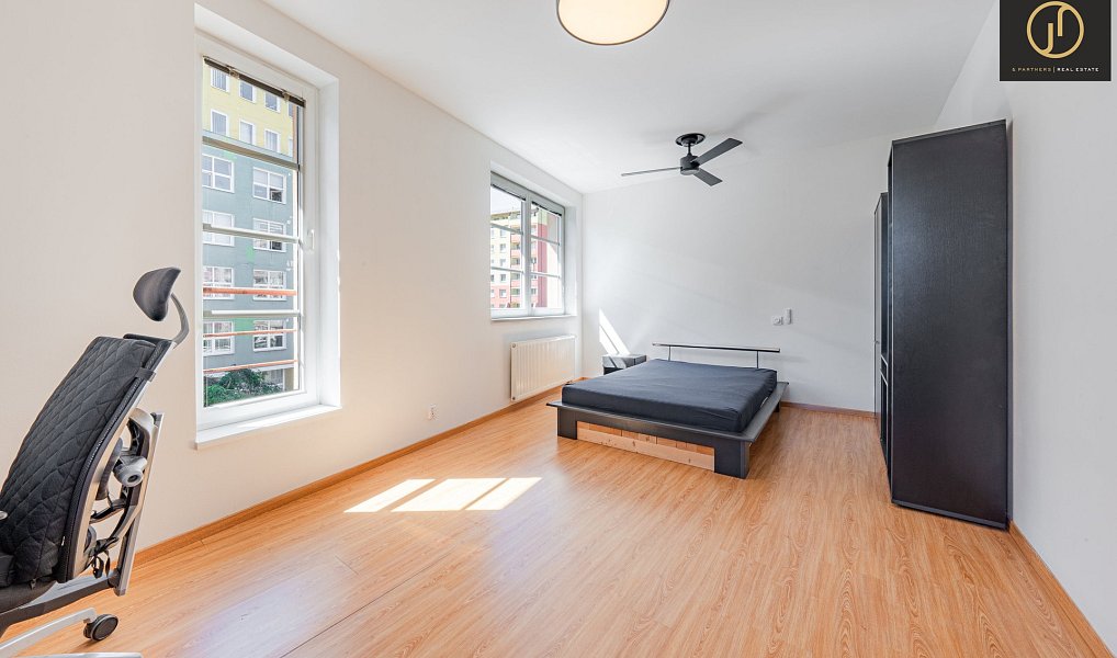 Prodej bytu 3+kk 88 m², Kladno – náhled fotky 8