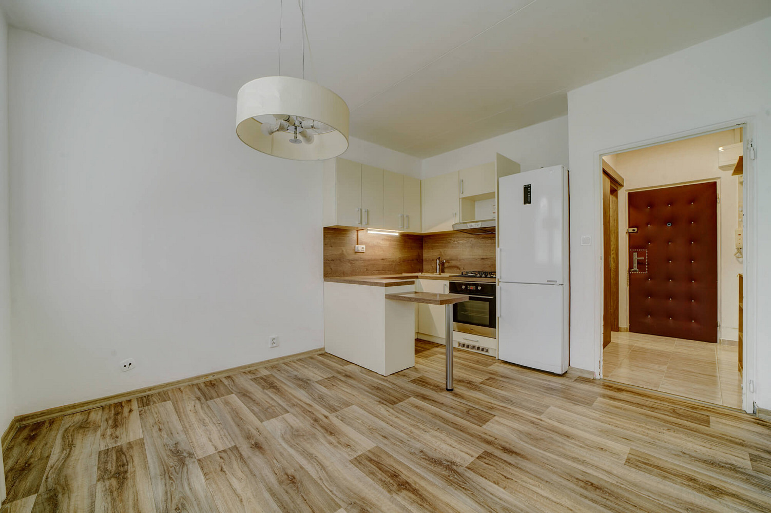 Prodej bytu 1+1 34 m² – fotografie 2