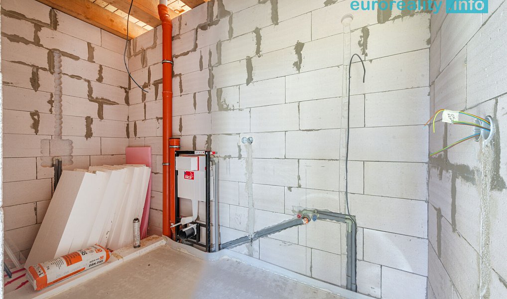 Prodej domu 155 m² s pozemkem 1 055 m², Aš – náhled fotky 11