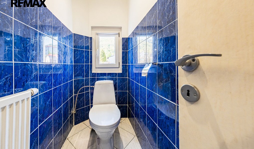 Prodej domu 260 m² s pozemkem 180 m², Krupka – náhled fotky 36