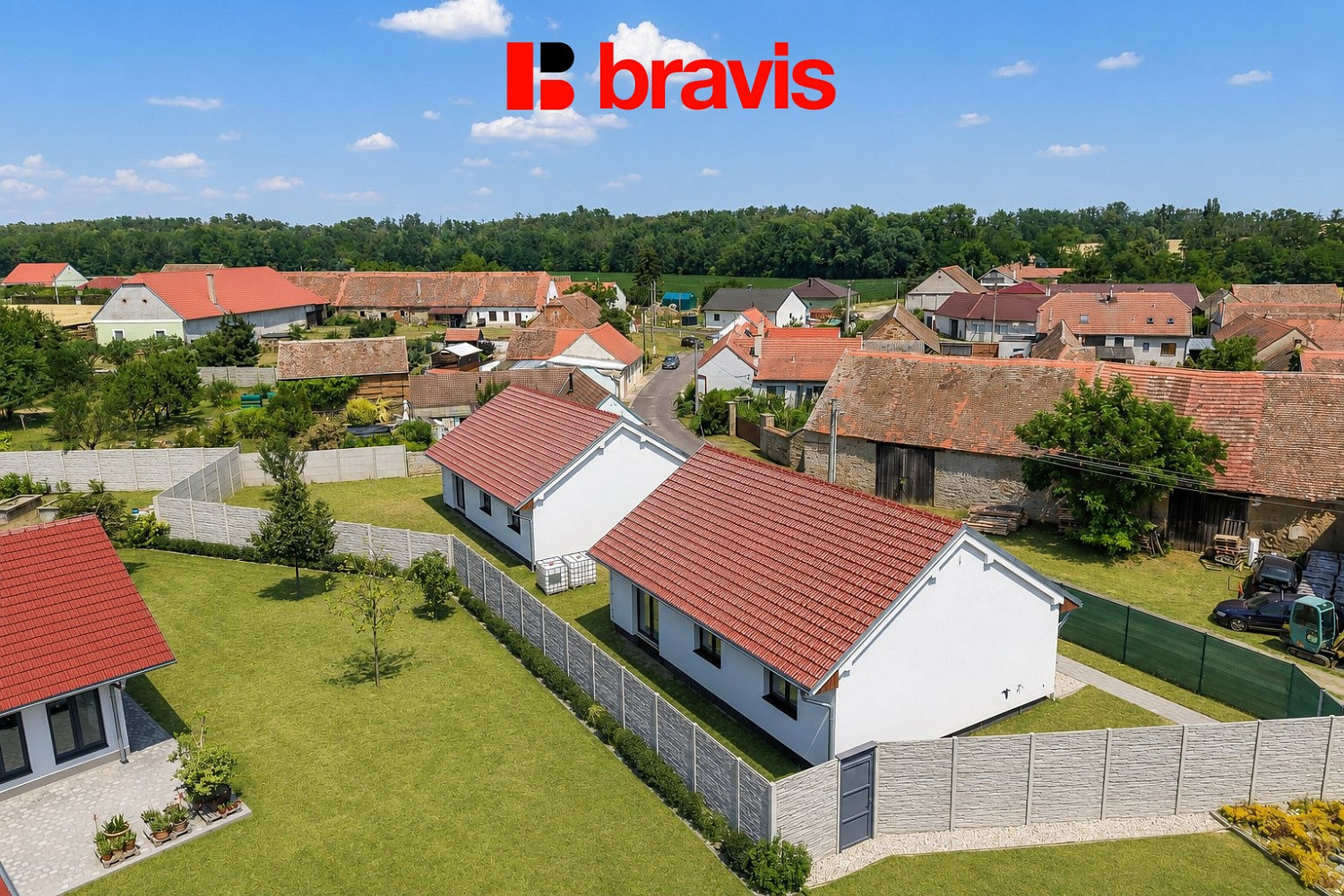 Prodej domu 104 m² s pozemkem 466 m² – fotografie 2