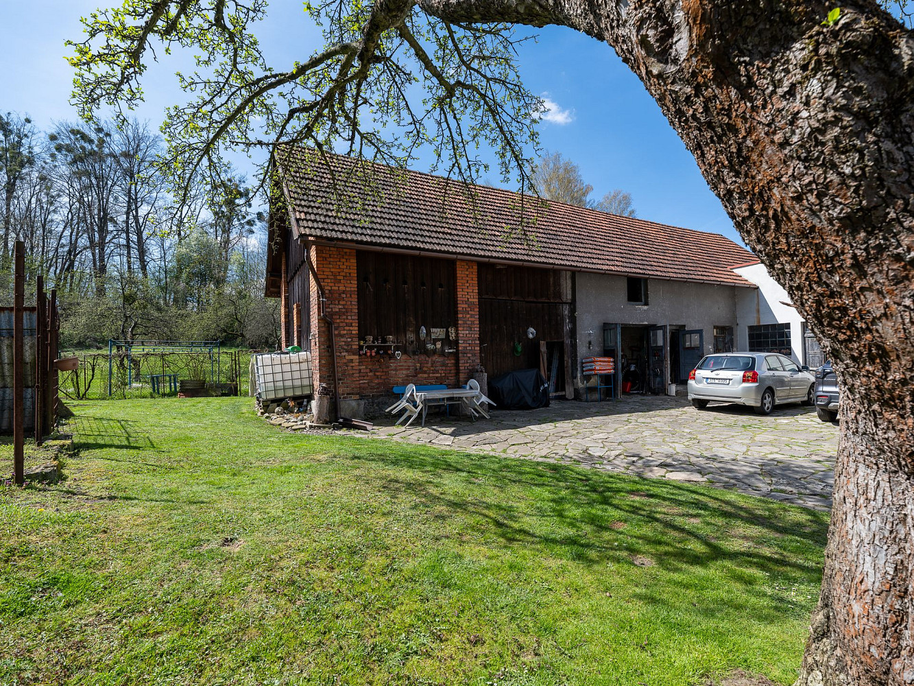Prodej domu 280 m² s pozemkem 2 863 m² – fotografie 4