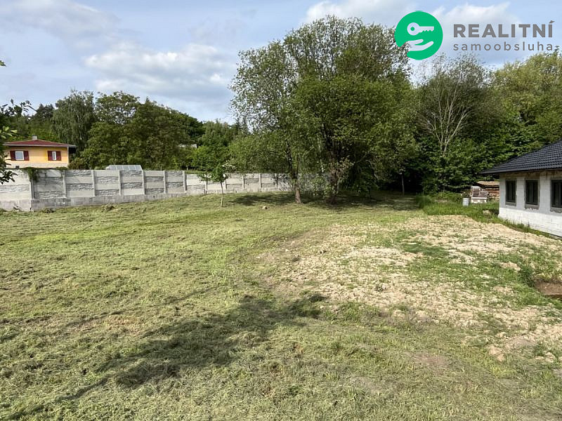 Prodej stavebního pozemku 1 322 m² – fotografie 3
