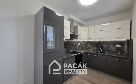 Pronájem bytu 3+1 78 m², Vladimíra Ambrose, Prostějov