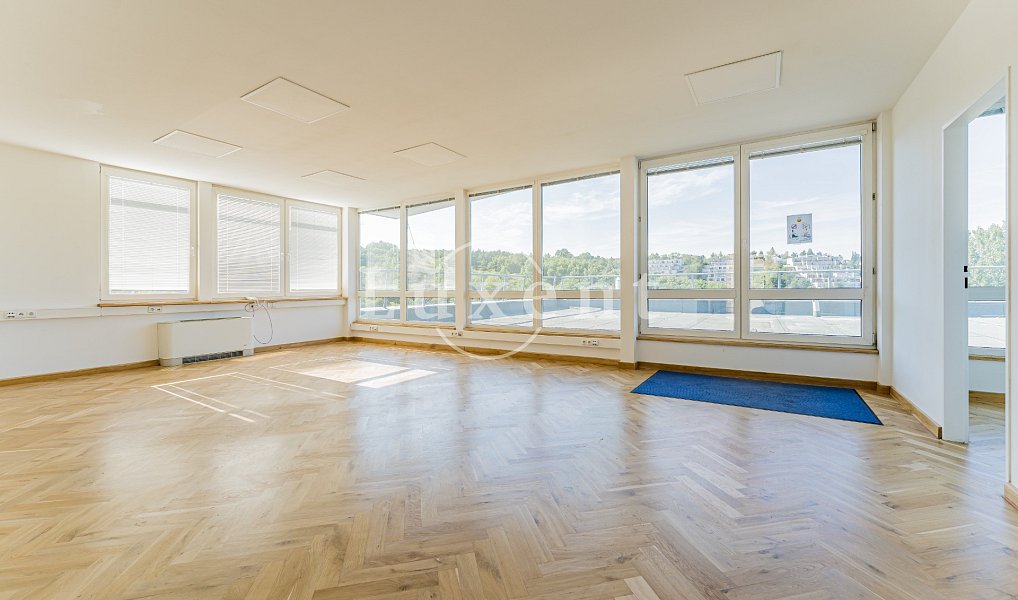 Pronájem kanceláře 257 m², Praha – náhled fotky 17