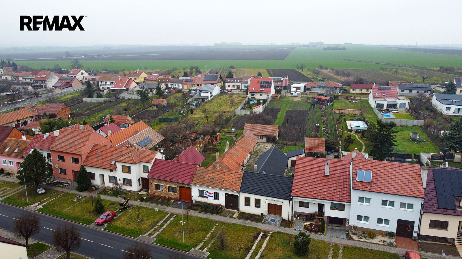 Prodej domu 215 m² s pozemkem 1 121 m² – fotografie 4