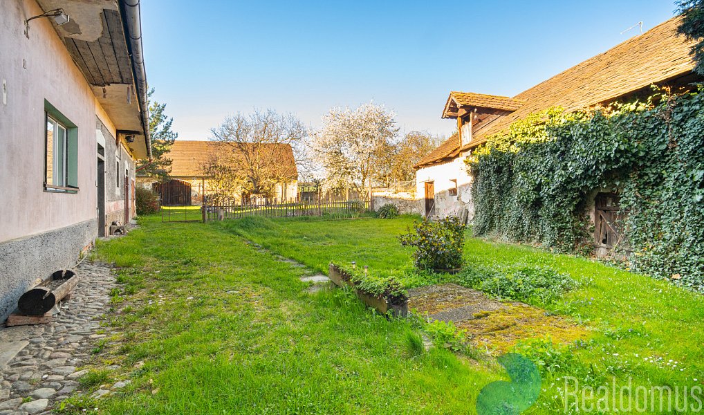 Prodej zemědělského objektu 232 m², Krašlovice – náhled fotky 9