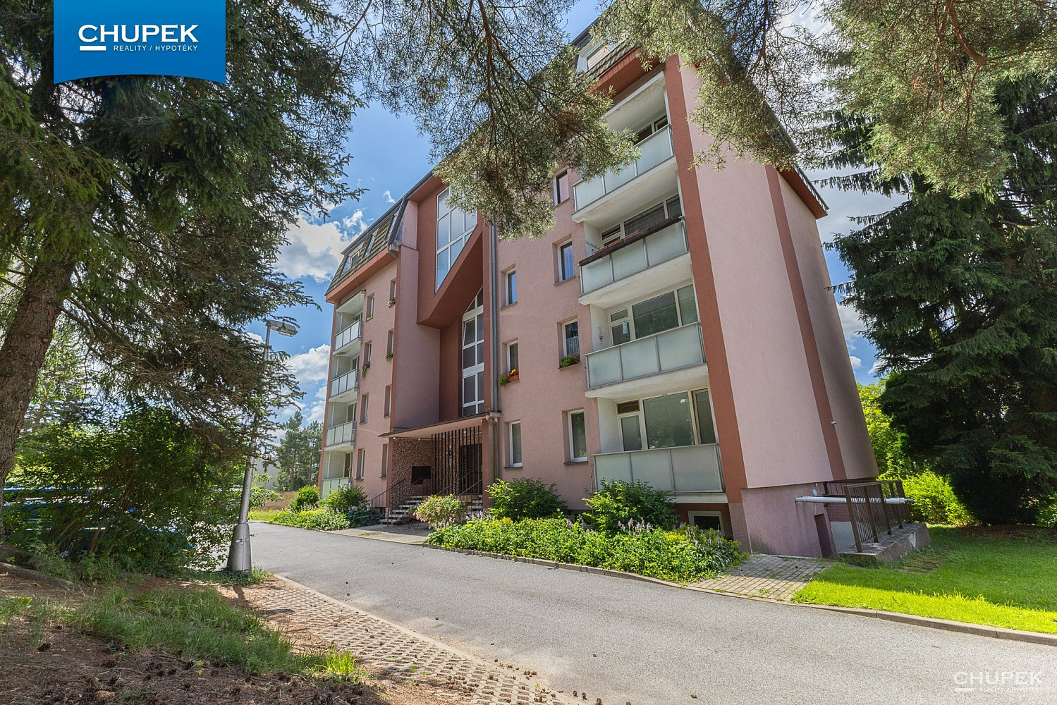 Prodej bytu 4+1 90 m²