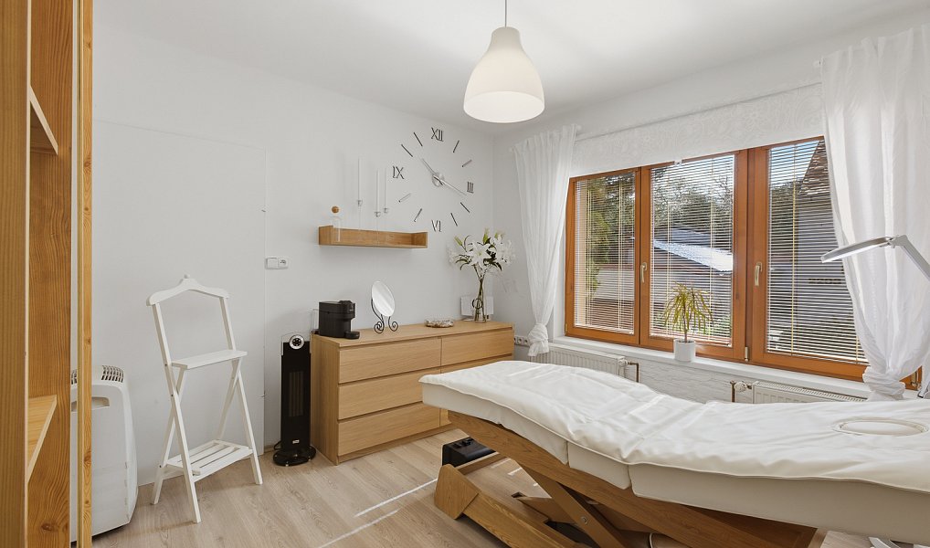 Prodej domu 201 m² s pozemkem 360 m², Rakovník – náhled fotky 17