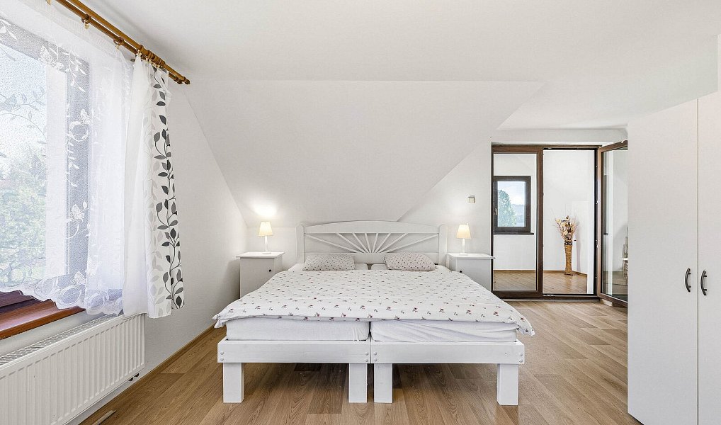 Prodej domu 212 m² s pozemkem 845 m², Záhoří – náhled fotky 20