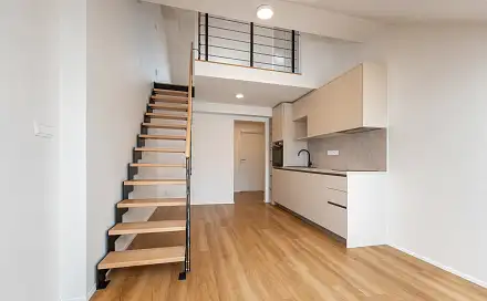Prodej bytu 3+kk 50 m², Staropramenná, Praha 5 - Smíchov