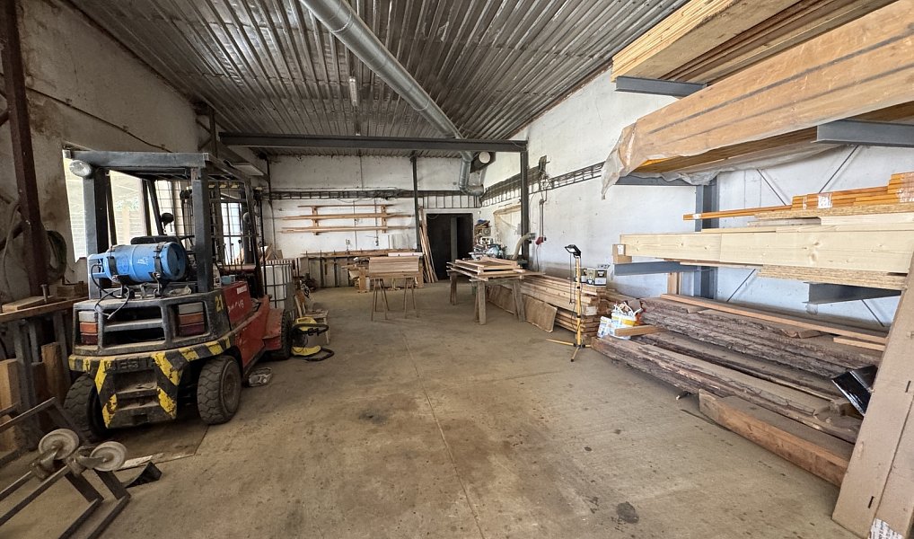 Pronájem výrobních prostor 300 m², Úsilné – náhled fotky 3
