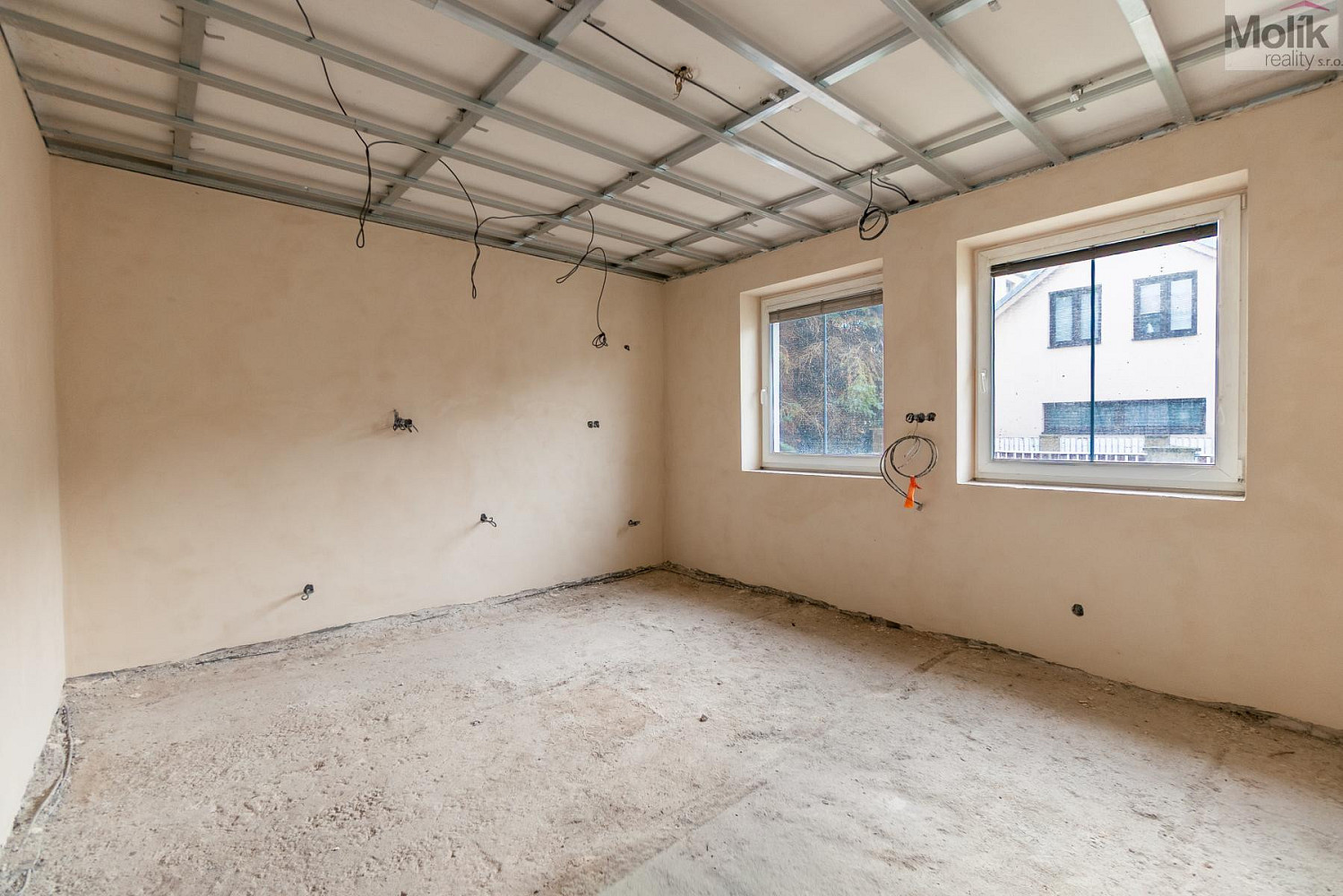 Prodej domu 126 m² s pozemkem 873 m² – fotografie 2