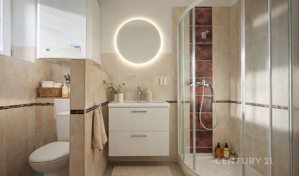 Prodej domu 240 m² s pozemkem 348 m², Bzenec – náhled fotky 12