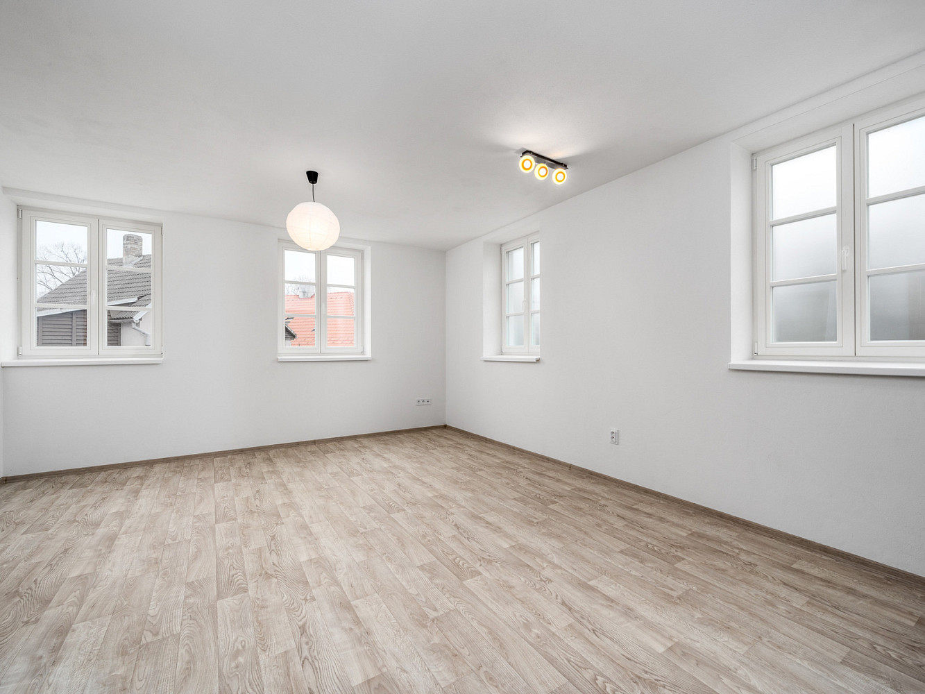 Prodej domu 200 m² s pozemkem 151 m² – pohled 6
