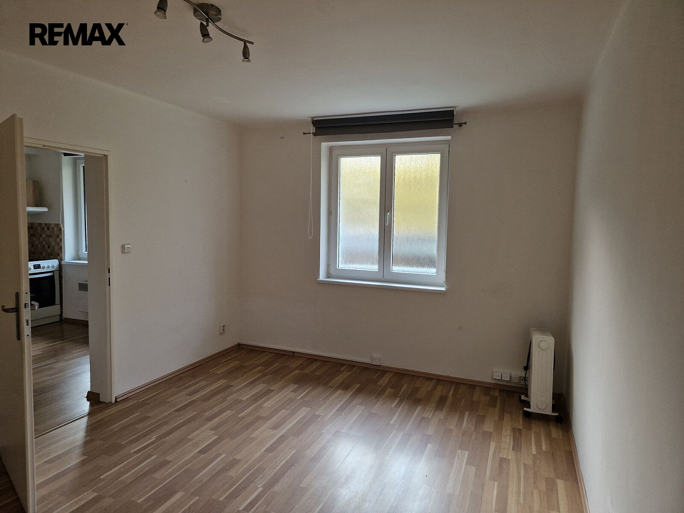 Pronájem bytu 1+1 32 m² — photo 4