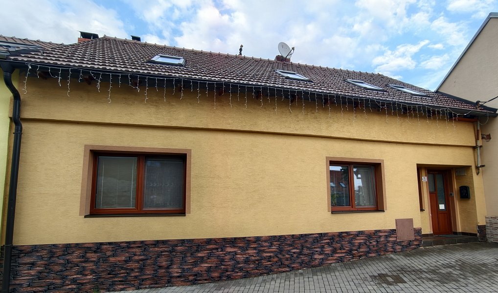 Prodej domu 200 m² s pozemkem 295 m², Troubsko – náhled fotky 2