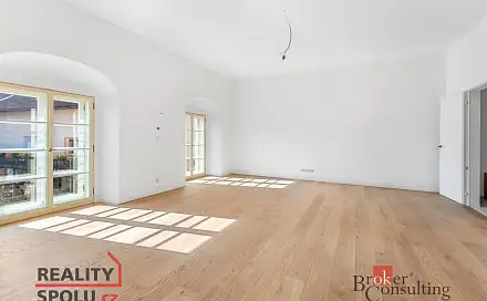 Prodej bytu 2+kk 86 m², Slavíkova, Jince, okres Příbram