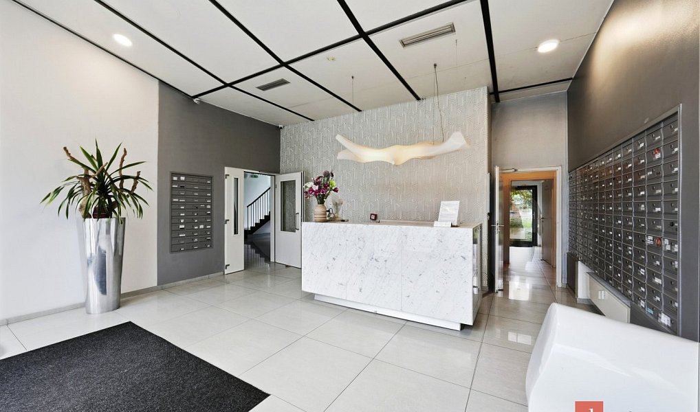 Prodej bytu 1+kk 30 m², Praha – náhled fotky 13