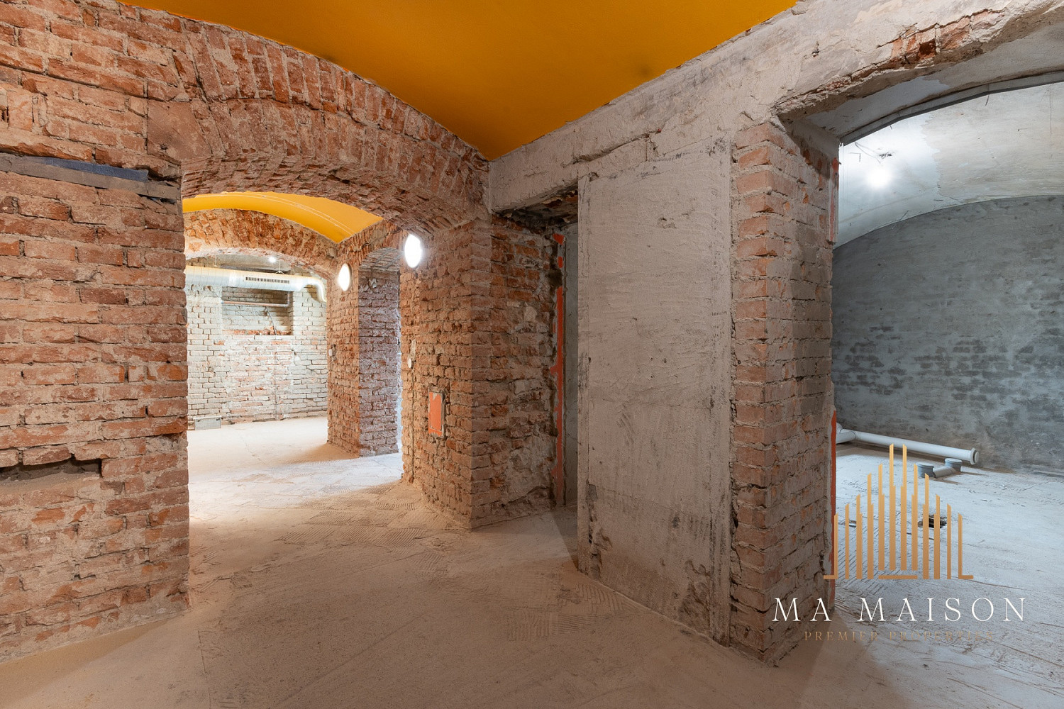 Pronájem komerčního objektu (jiného typu) 105 m² – fotografie 4
