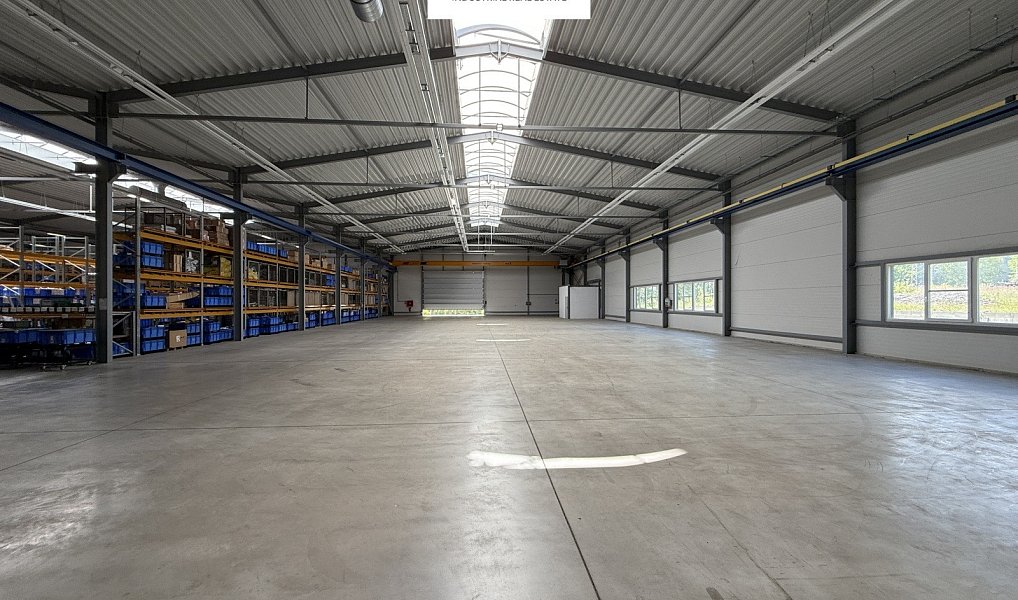 Pronájem skladovacích prostor 2 142 m², Týn nad Vltavou – náhled fotky 4