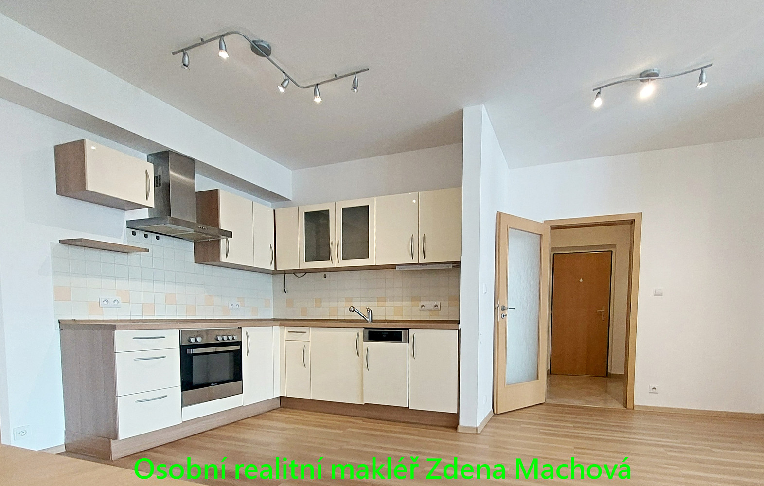 Pronájem bytu 2+kk 55 m² — photo 4